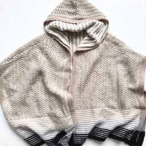 Zara chunky knit hooded poncho VGUC 9-10Y